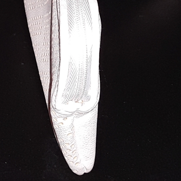 Jessica Simpson wristlet/clutch - NWOT - Picture 4 of 6